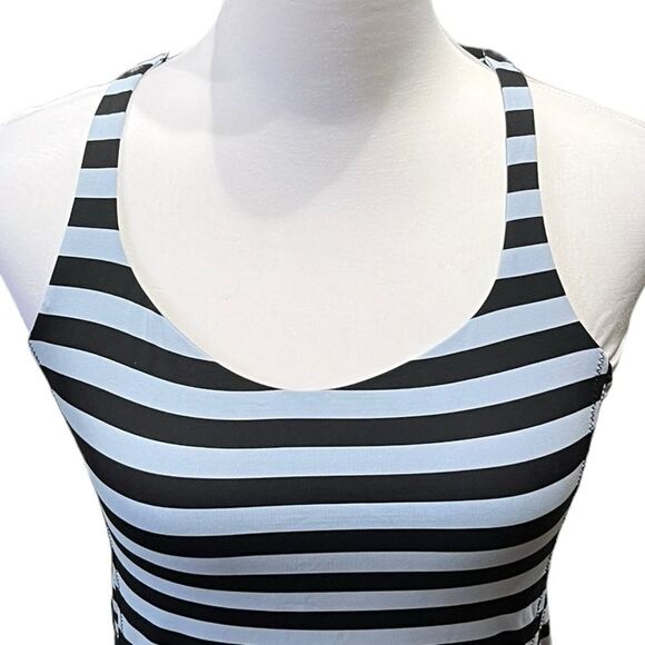 Lululemon Free To Be Polar Haze Striped Tank Top, Size 8 - Picture 5 of 8